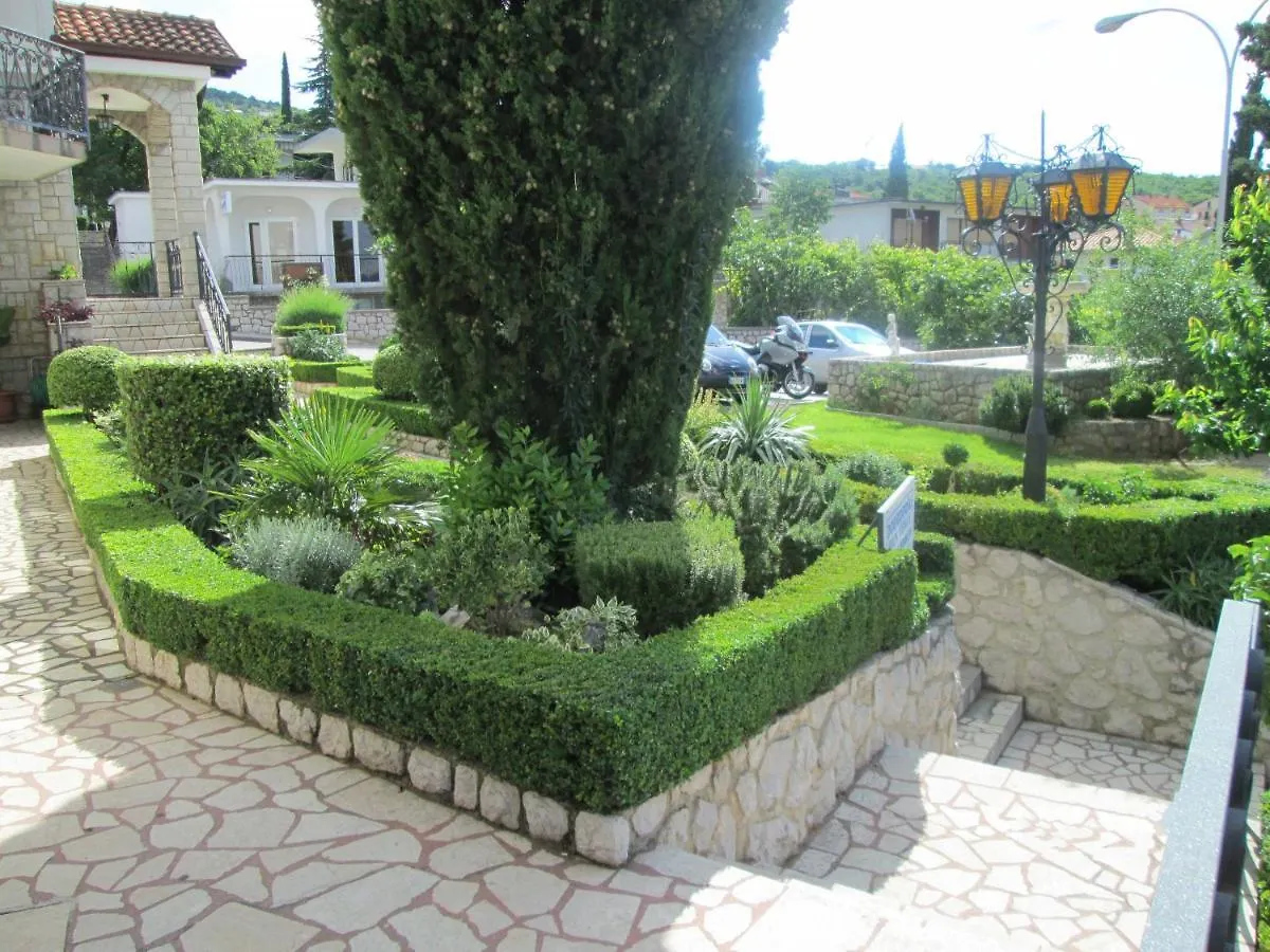 Bed & Breakfast Bed and Breakfast Pansion Klaudija Crikvenica