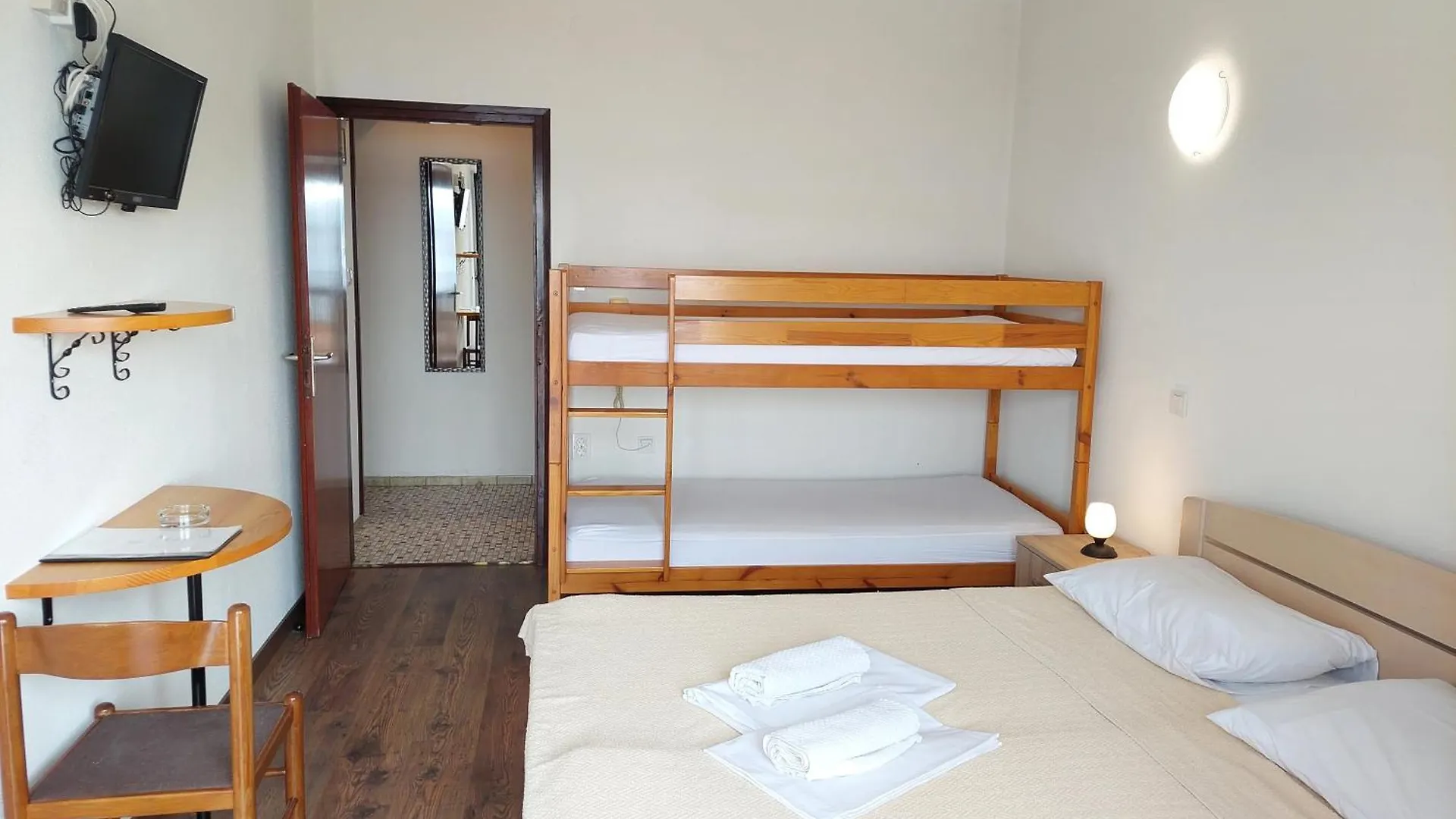 Bed and Breakfast Pansion Klaudija Crikvenica 3*,